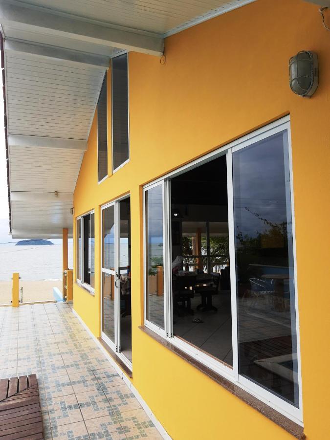 Mansao Ouro Verde Vlc Frente Para O Mar Com Piscina Piçarras Kültér fotó